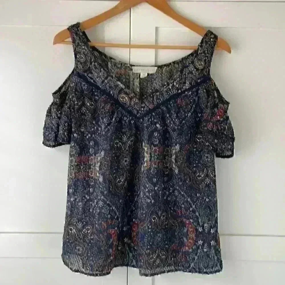 Women’s Blouse:  Lovestitch